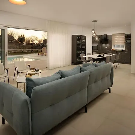 Lu By Istrialux Prkacini