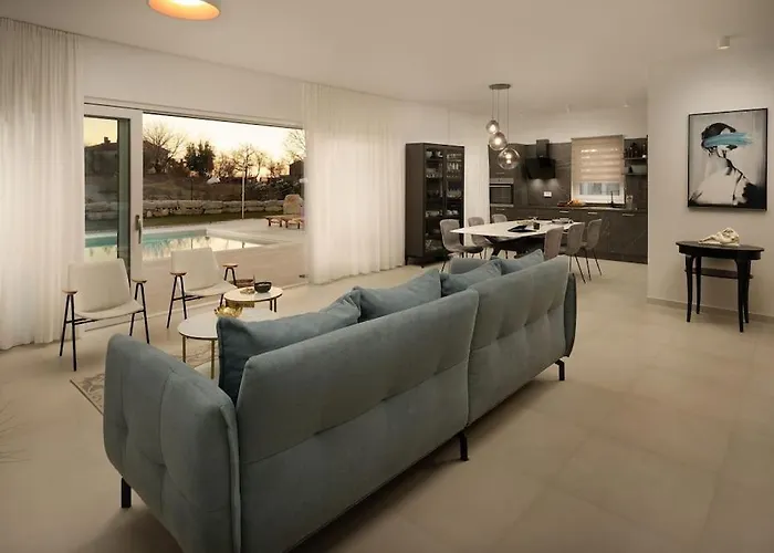 Lu By Istrialux Prkacini